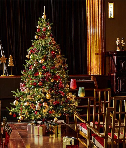 Sztuczne-żywe drzewko, czyli magia świątecznej choinki premium PE